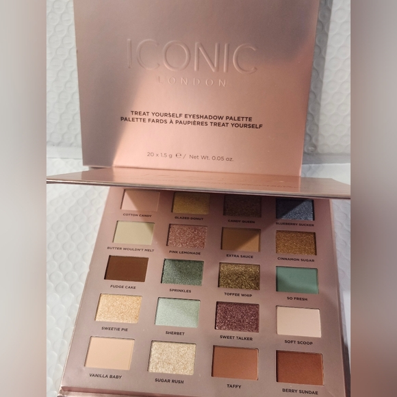 ICONIC London Treat Yourself Eyeshadow Palette 20 Pan - Picture 3 of 5